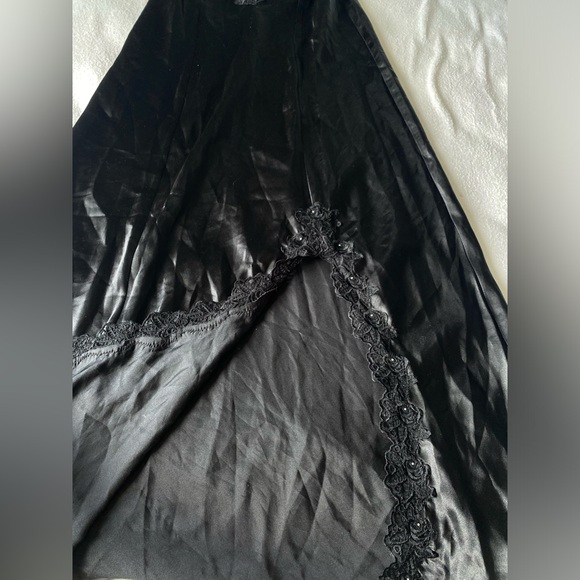 La Vie En Rose Long Silk Dress - Picture 8 of 10